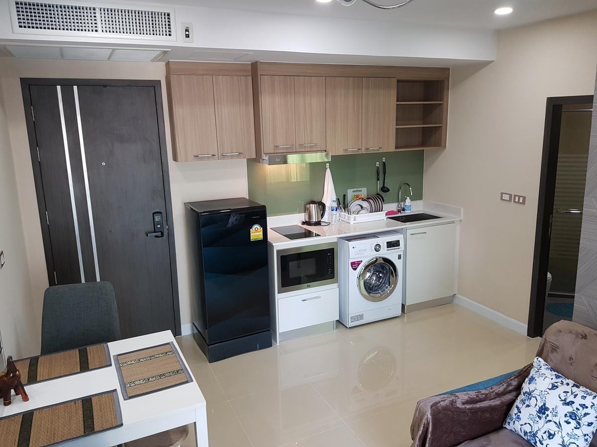 Dusit Grand Condo View Jomtien Beach Extérieur photo