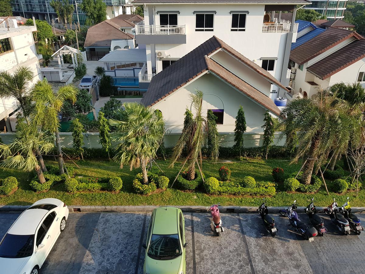 Dusit Grand Condo View Jomtien Beach Extérieur photo