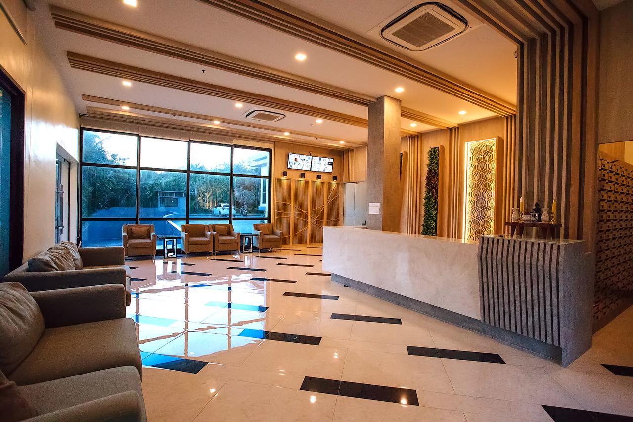 Dusit Grand Condo View Jomtien Beach Extérieur photo